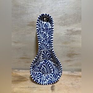 White & Blue Talavera Spoon Rest